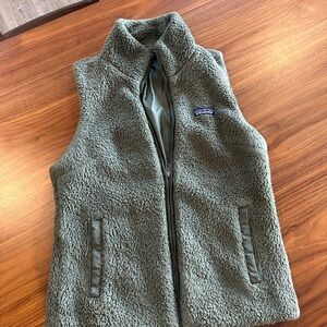 Patagonia Forest Green Sherpa Vest